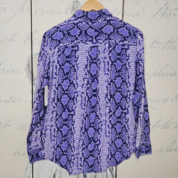 NWT Equipment Femme 100% Silk Slim Signature Shirt Size Small Blue $258 - Picture 2 of 8